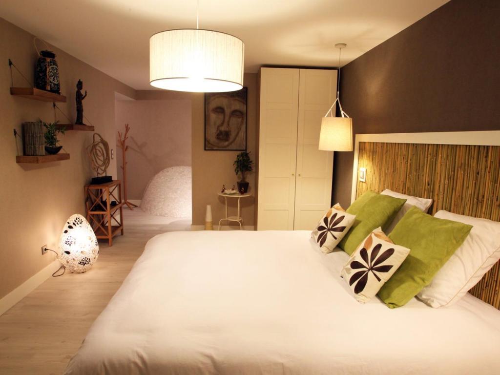 Bed and Breakfast Aux 5 Sens Tillé Habitación foto