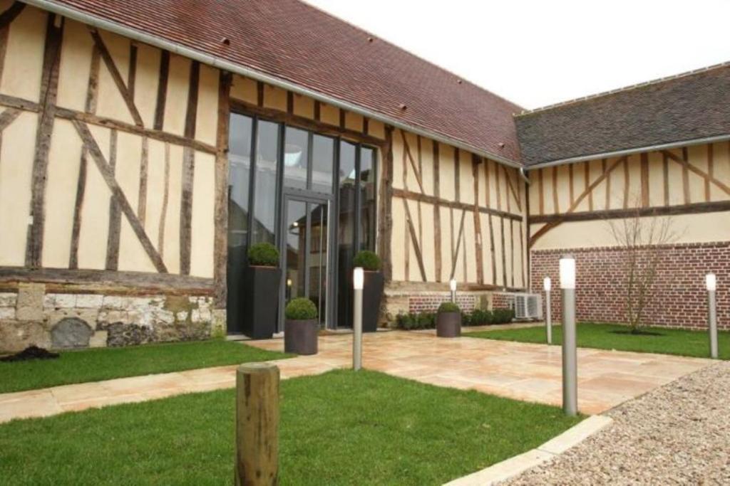Bed and Breakfast Aux 5 Sens Tillé Exterior foto